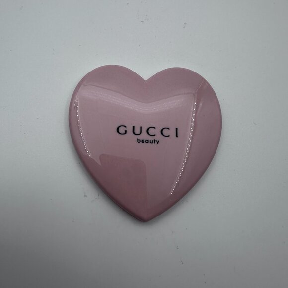 Gucci Heart Shaped Mirror Pink Novelty Item New in Original Packaging Great Gift - Picture 2 of 8